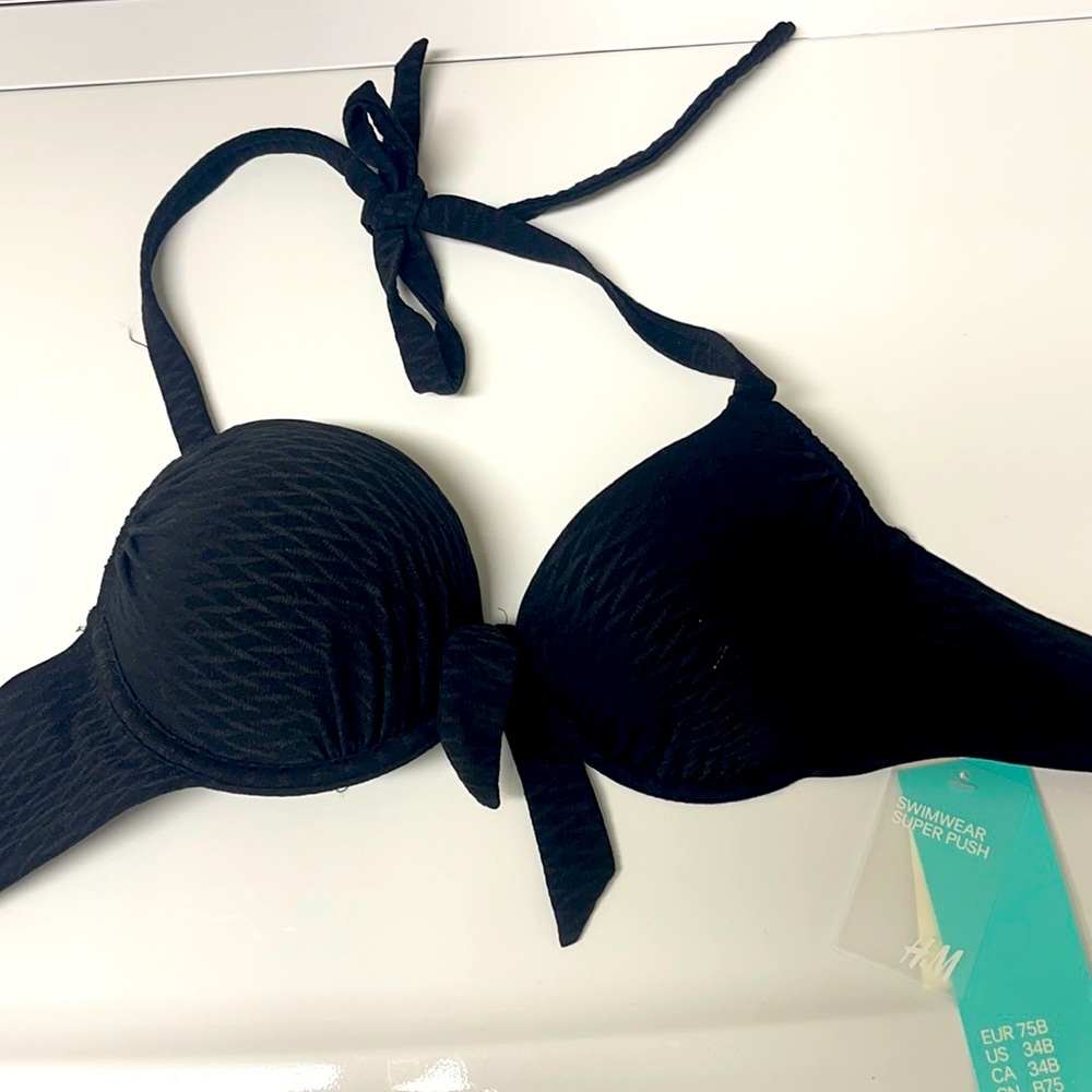 Black push-up bikini top